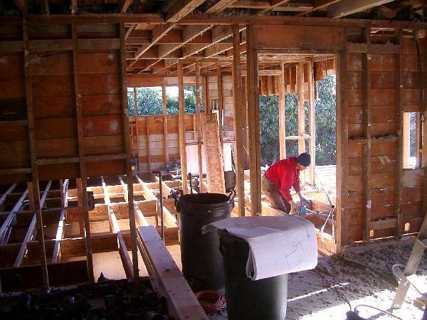 IMGP0997.JPG - Looking at what is left of the original kitchen - to become the new kitchen