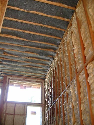 IMGP1270.JPG - Additional insulation batts added to ceiling