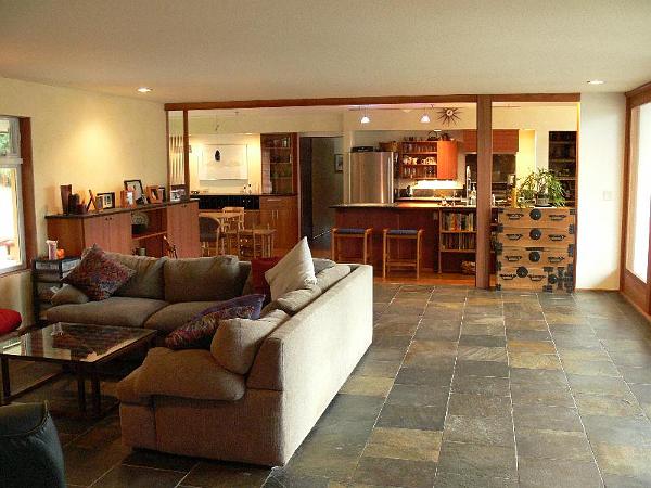 P1000140.JPG - Living room